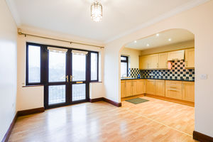 Photo 33- click for photo gallery